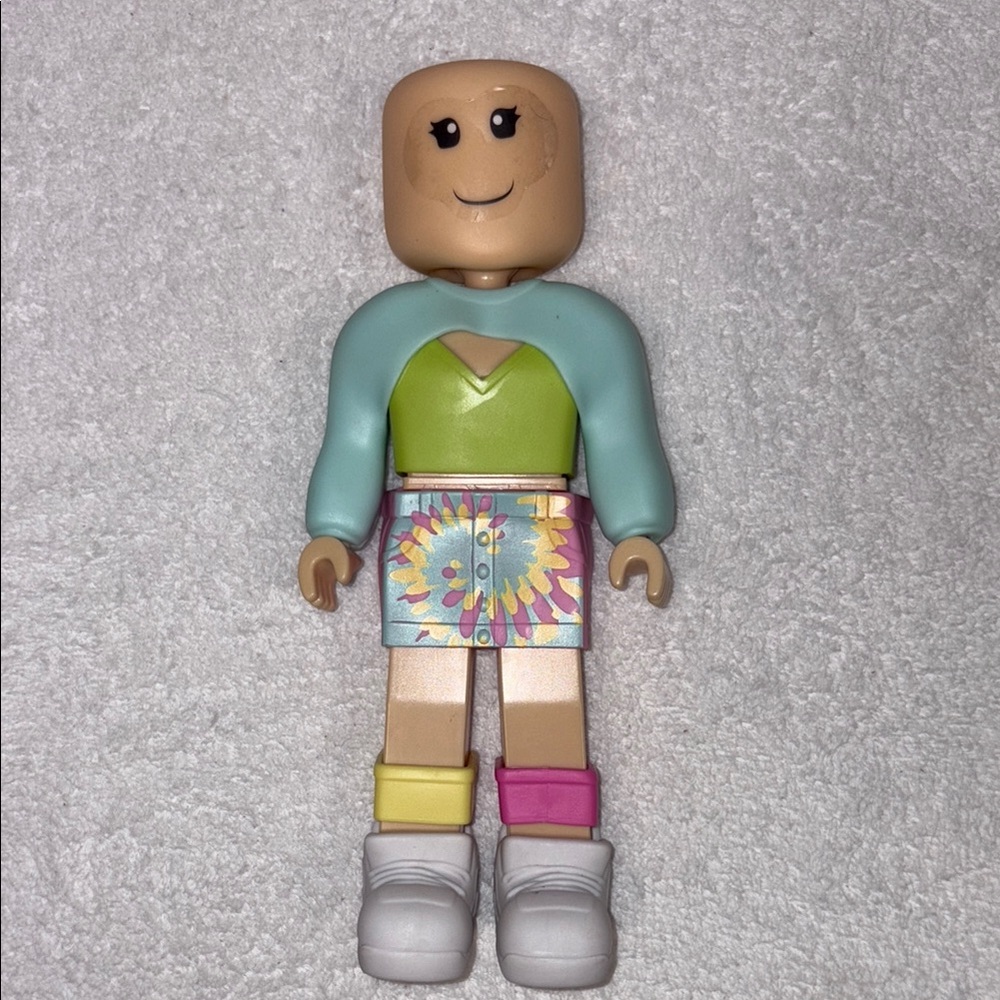 This is a My Avastars Kawaiiipie Fashion Doll